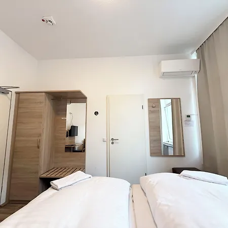 Central Hotel Duisburg 3* Duisburg