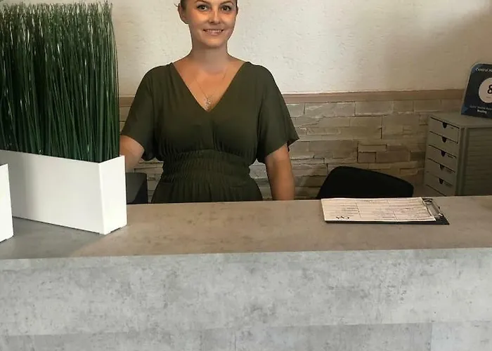 Central Hotel Duisburg Ξενοδοχείο 3*